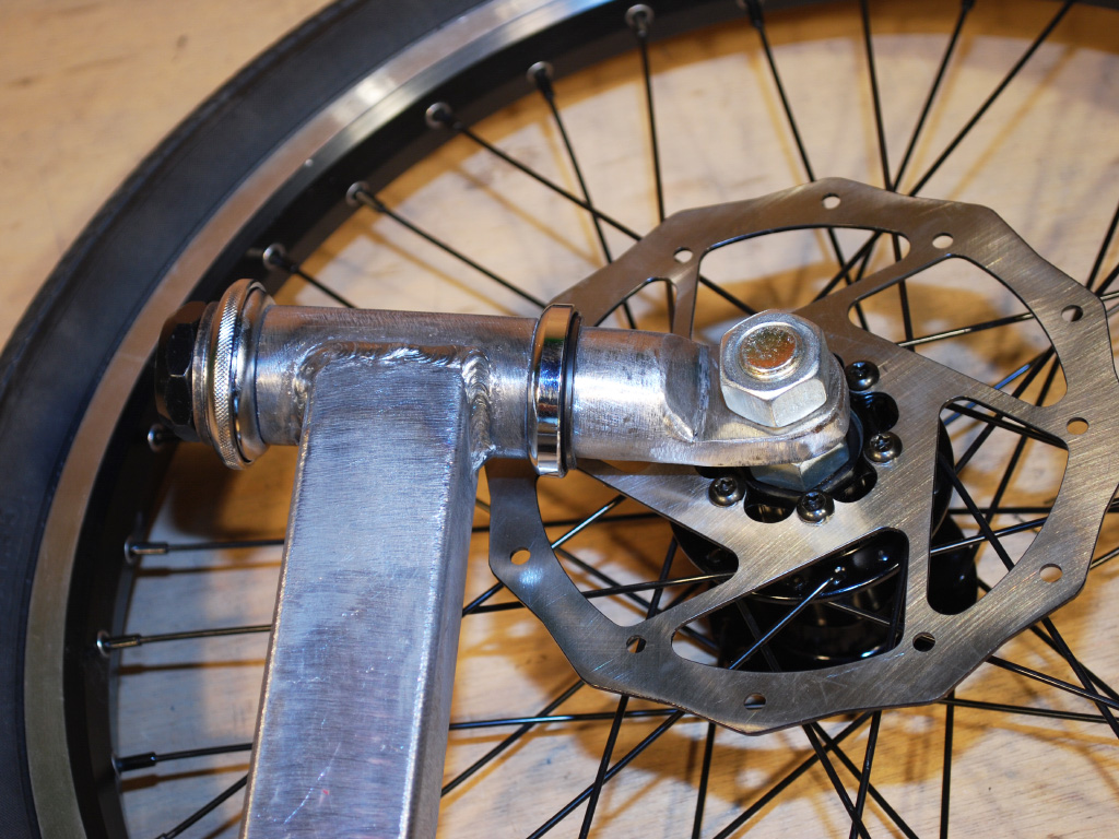 Warrior Racing Trike - front trike wheel axles